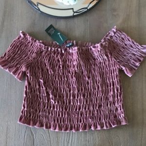 Wild Fable off the shoulder